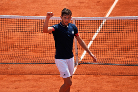 Dominik Tim prvi finalista Rolan Garosa