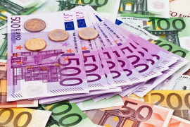 Evro oslabio zbog okončanja stimulacionog programa