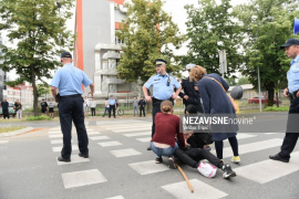 'Padom' na pješački nakratko blokirali saobraćaj