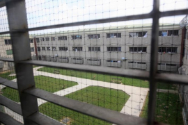 Uhapšena tri lica i pretresene prostorije zatvora u Zenici