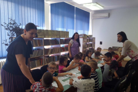Mališani iz vrtića posjetili biblioteku