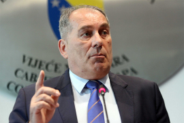 Mektić: Krijumčarenje migranata postalo unosnije od trgovine drogama