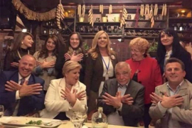 Mesić: Stara fotografija, nije znak podrške Džaki i Šaćiriju
