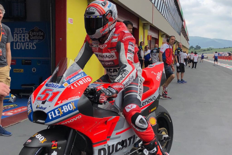Pogledajte stravičan pad italijanskog motocikliste