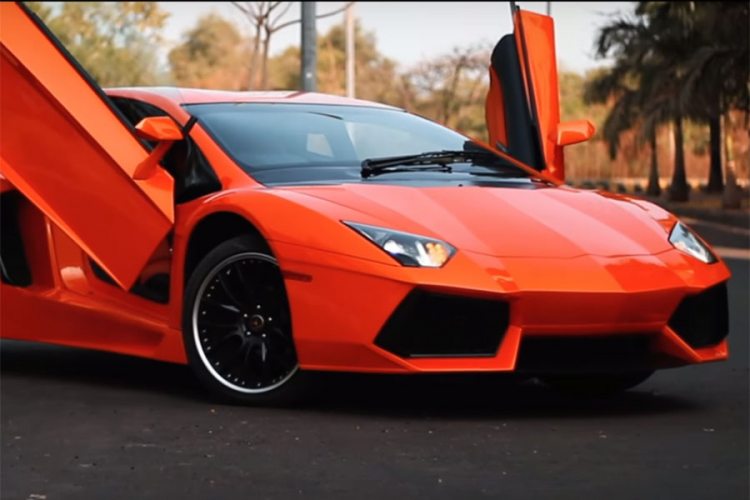 Transformacija Honde u Lamborghini
