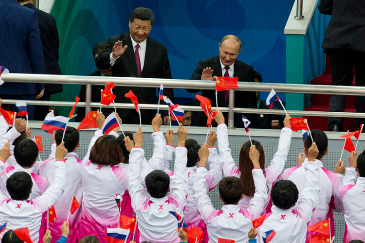 Putin Đinpingu poklonio rusku saunu