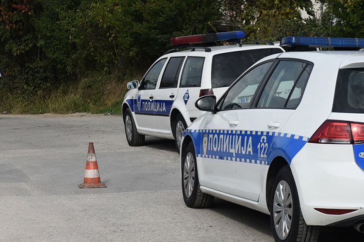 U sudaru audija i renoa povrijeđeni vozači