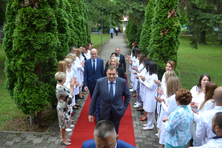 Otvorena Dentalna klinika banjalučkog Medicinskog fakulteta