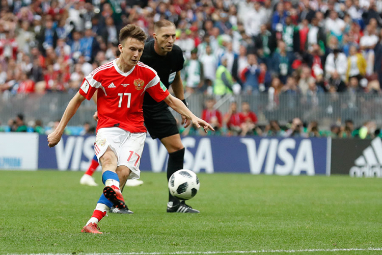 Golovin iz "armejaca" prelazi u "staru damu"?