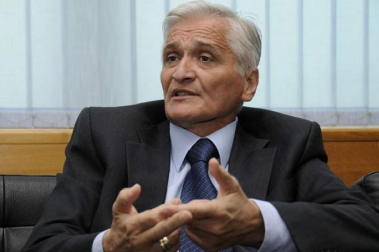 Špirić: Samo srpski neprijatelji mogu u istu rečenicu staviti Holokaust i Srpsku