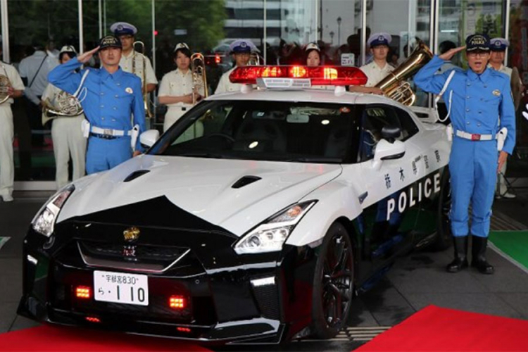 Japanska policija dobila Nissan GT-R