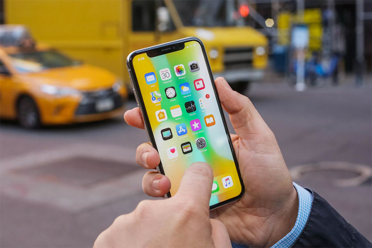 Korisnici iPhonea bijesni zbog novog updatea