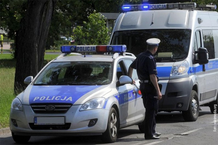 Autobus sletio sa puta, dvije osobe poginule, 27 povrijeđeno