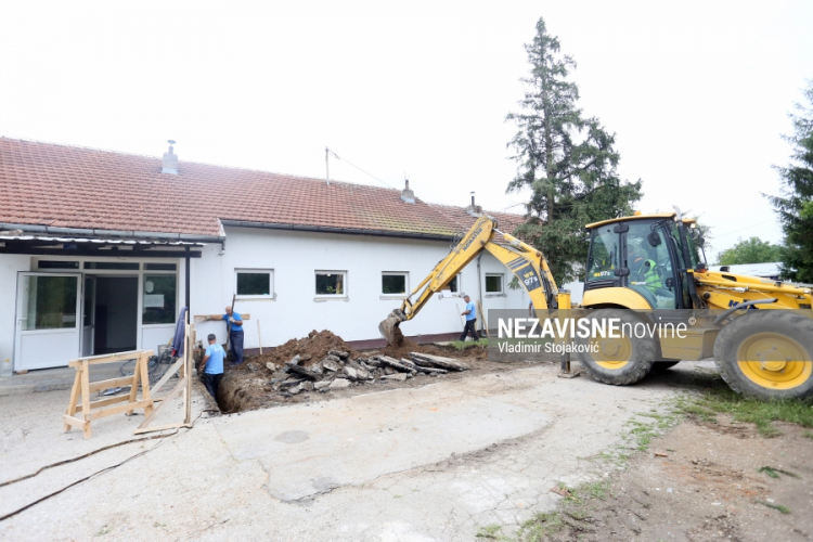 Počela dogradnja Osnove škole u Česmi: Nova učionica ukida treću smjenu