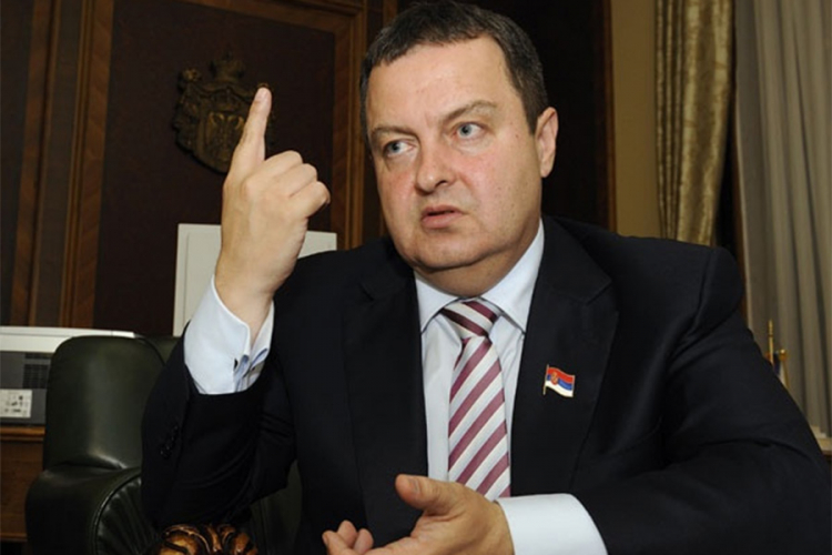 Dačić: "Zelena transverzala" - fantazija opasna po region
