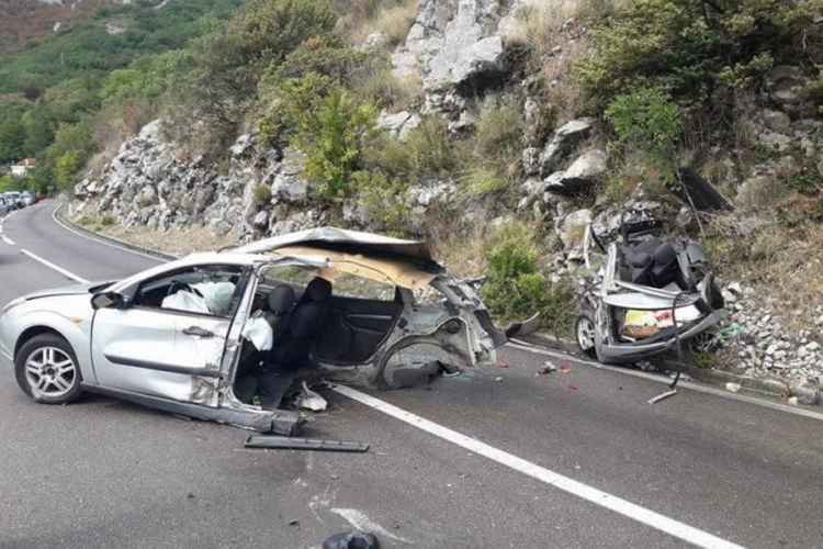 U maju 105 saobraćajnih nezgoda, tri lica poginula