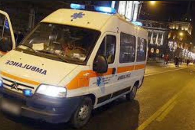Pješak poginuo prilikom udara kombija