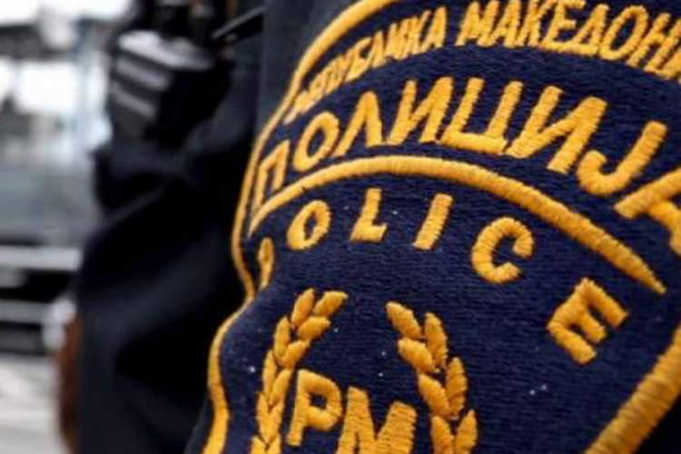 Povrijeđena dvojica policajaca u potjeri za kriminalcima