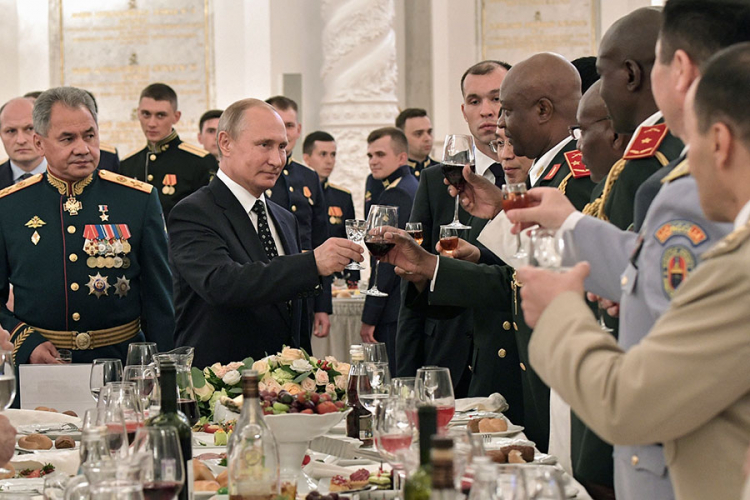 Putin: Naši oružani sistemi decenijama ispred drugih