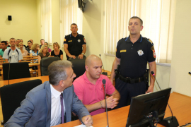 Suđenje Trebinjcu osumnjičenom da je zaklao sugrađanina: Ubijenog ...