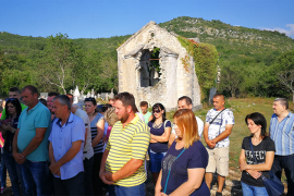 Bivši mještani ne daju da selo umre, počela obnova škole u Gornjem ...