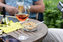 Milioni boca španskog vina prodavani kao francuski rose