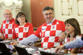Plenković poslodavcima: Pustite radnike na doček "vatrenih"