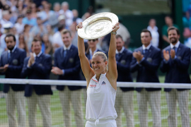 Serena bez krune. Kerber prvi put šampionka Vimbldona
