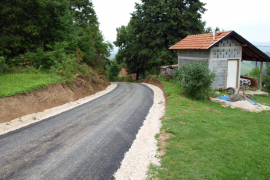 Asfaltirani putevi u Saračici i Bistrici