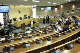 Vanredna sjednica Doma naroda FBiH nije ni održana: Zatražena smjena ...