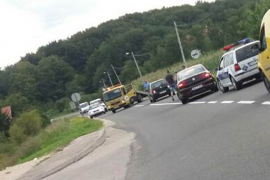 Porodila se trudnica koja je autom udarila u banderu na Manjači