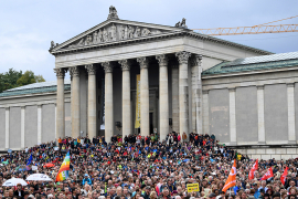 Minhen: 15.000 ljudi protesovalo protiv "politike straha"