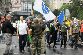 Borci blokirali raskrsnicu u Sarajevu i nasrnuli na automobil koji je ...