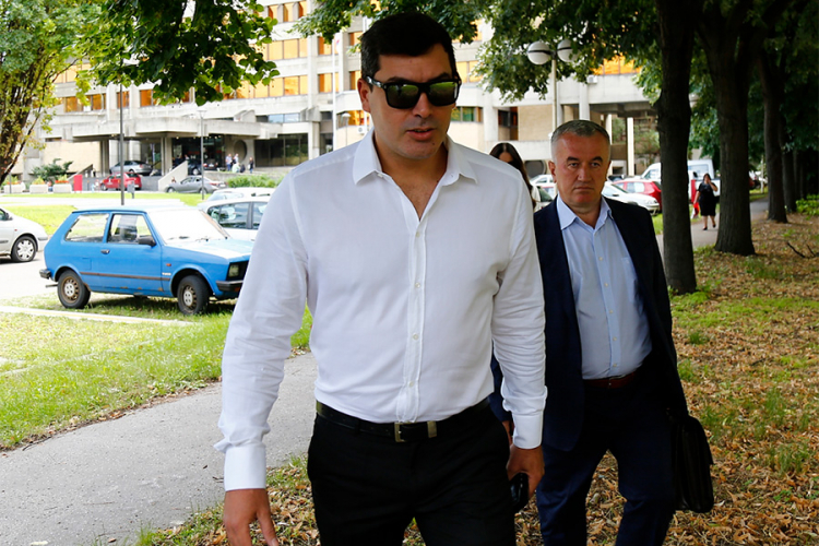 Lazukić negirao nasilje nad suprugom, odbranu iznosi 20. jula