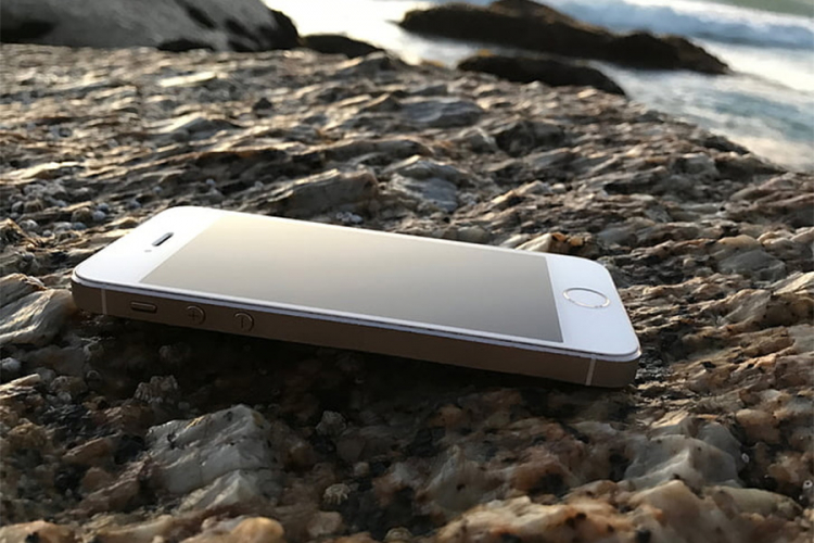 Dva iPhone modela će kombinovati SIM karticu i Apple SIM