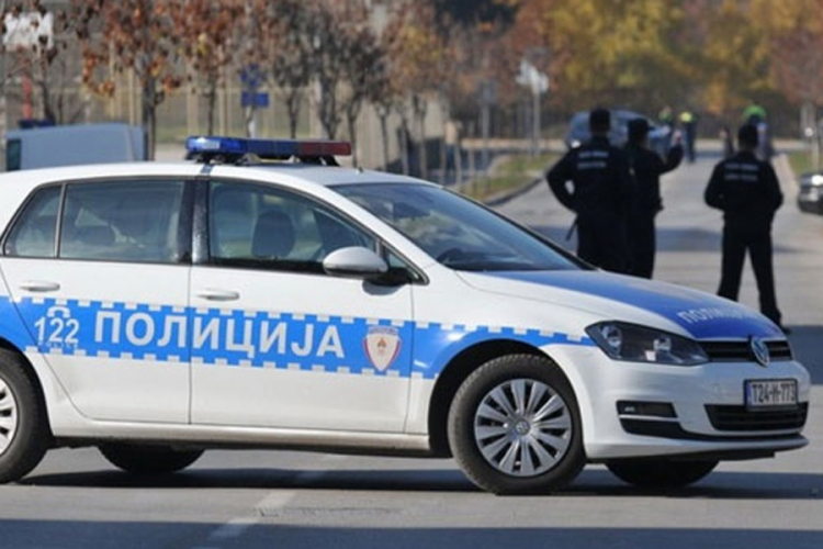 Ostavili bolesnog sina samog da četiri dana luta po Trebinju