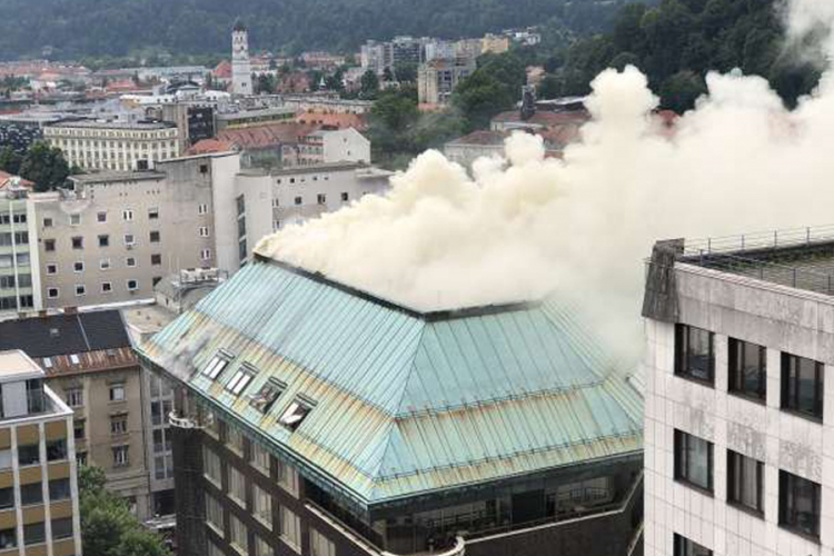Gori hotel u centru Ljubljane, 100 ljudi evakuisano