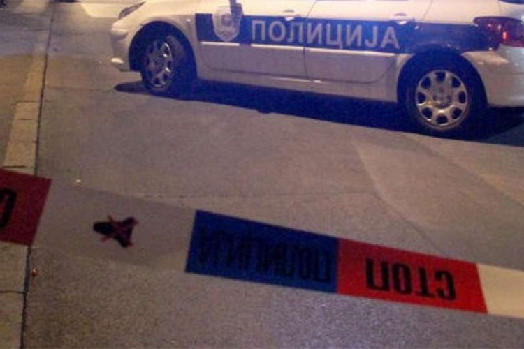 U sudaru četiri automobila poginula žena