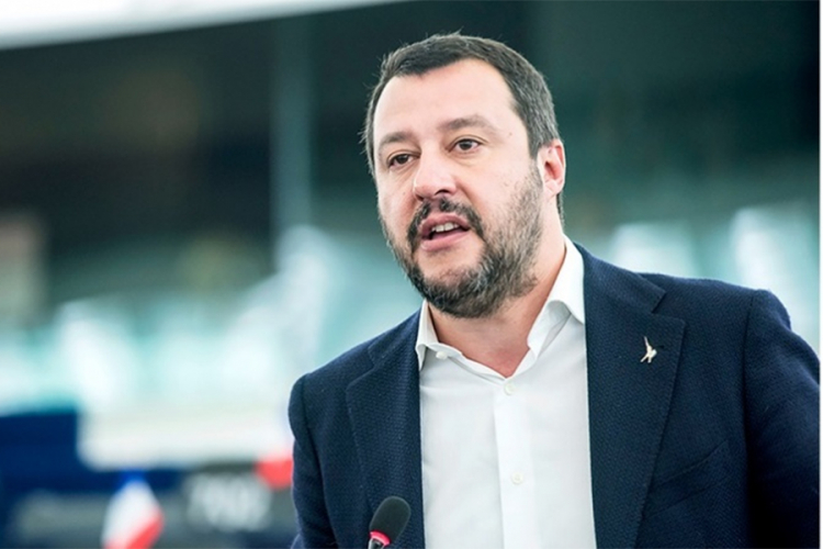 Salvin ne želi brodove s migrantima