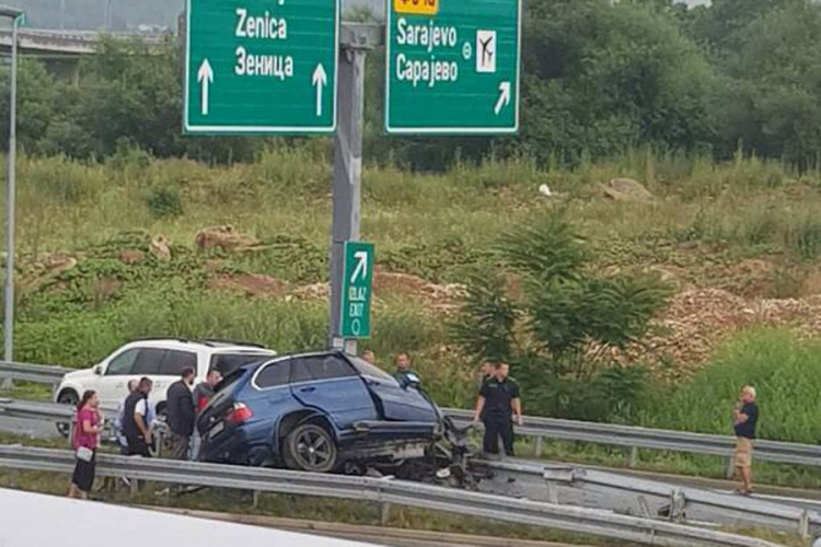 Objavljen snimak stravične nesreće u kojoj su kod Sarajeva poginule tri djevojke