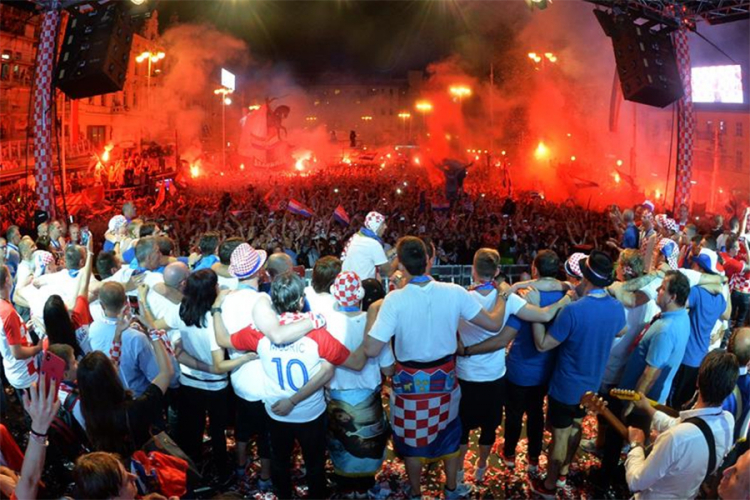 Švajcarski mediji: Ivan Rakitić sa "fašisto-rokerom" Tompsonom