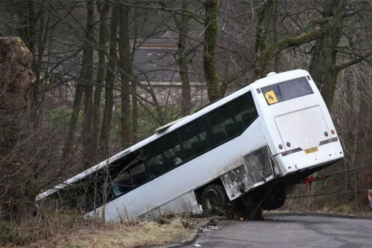 Vic dana: Svekrva zakasnila na autobus