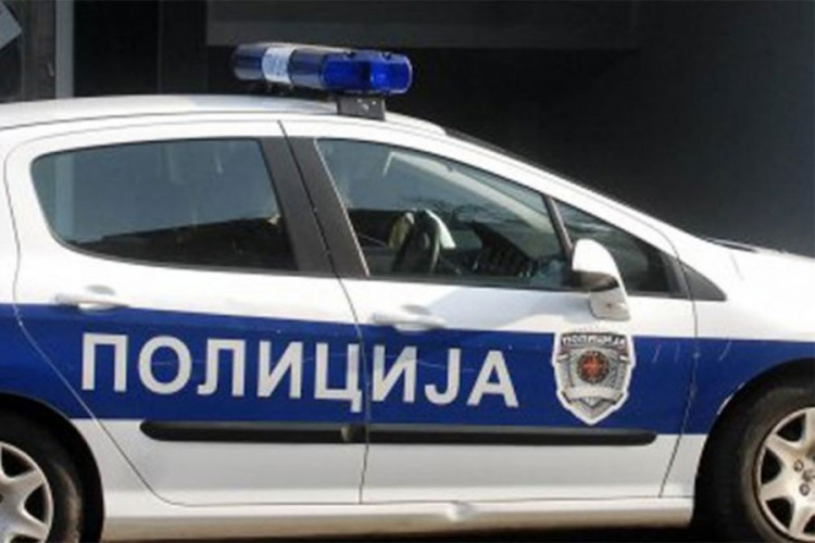 Posvađao se sa bratom, pa ga izbo nožem