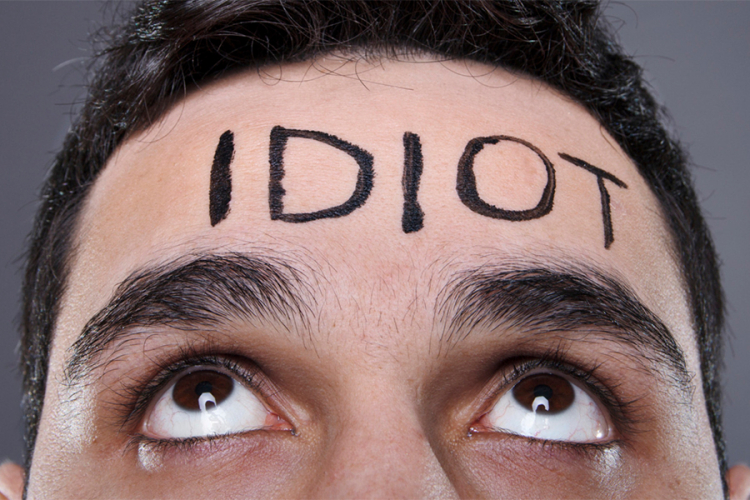 Kad guglate riječ "idiot", evo ko se pojavi na prvim fotografijama