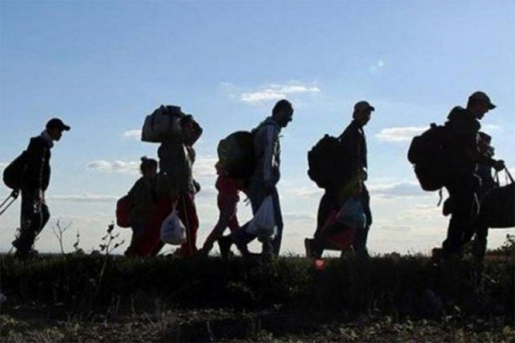 Otkriveno 11 migranata u Gradišci
