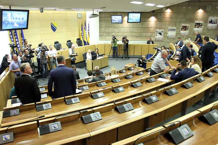 Tufekčić: Zakon će proći s novim zamjenikom