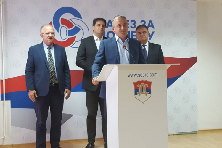 Savez za promjene promijenio ime i najavio pobjedu