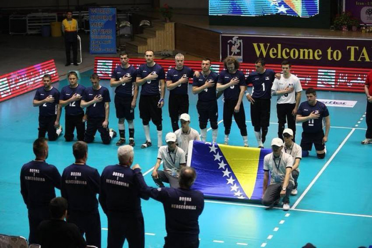Za novi uspjeh reprezentaciji BiH u sjedećoj odbojci 100.000 KM