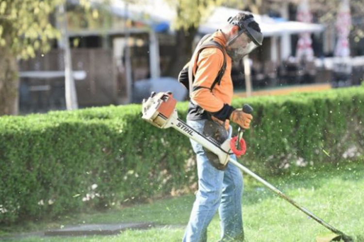 Banjalučani najviše šalju prijave zbog nepokošene trave