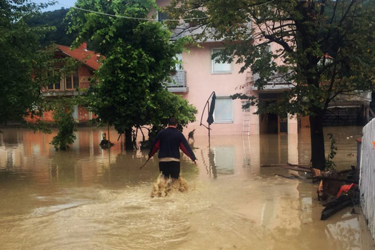 Nevrijeme napravilo štetu od dva miliona KM u Kalesiji